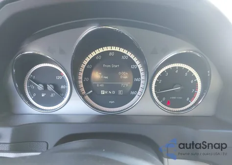 2011 Mercedes-Benz C 300 Luxury/Sport z USA, uszkodzony, nr VIN WDDGF5EBXBR134829